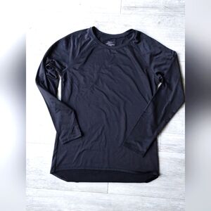 Cuddl Duds ClimateRight Long Sleeved Shirt with Thumb Holes | Size M